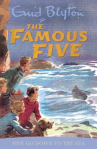 Five Go Down To The Sea: Book 12 (Famous Five)