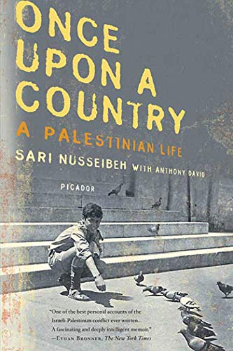 ONCE UPON A COUNTRY: A Palestinian Life von Picador USA