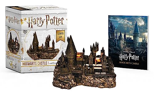 Harry Potter Hogwarts Castle and Sticker Book: Lights Up! (RP Minis) von Running Press Mini Editions